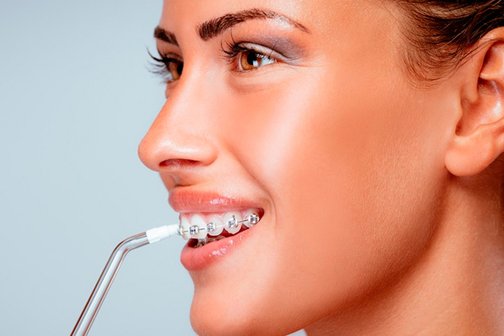 ¿Qué es un irrigador dental y cómo funciona?